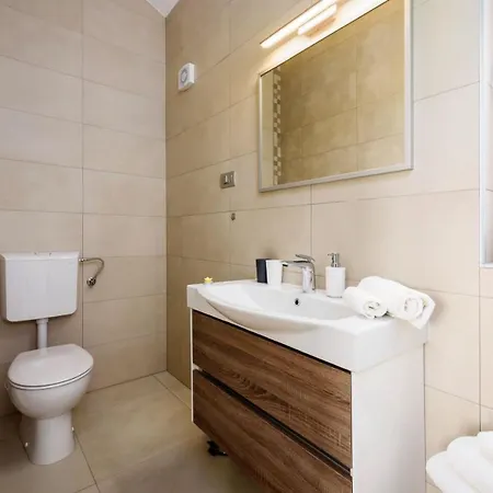 Βίλα Beautiful 115 With Pool In Visnjan Katun