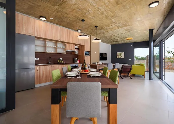 Beautiful 115 With Pool In Visnjan 빌라 Katun