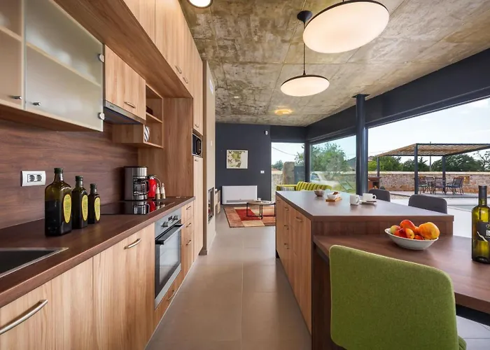 Beautiful 115 With Pool In Visnjan 빌라